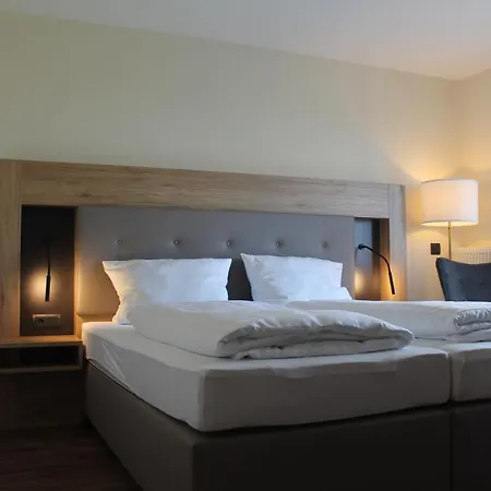 Traebeser Bauernstube 3*